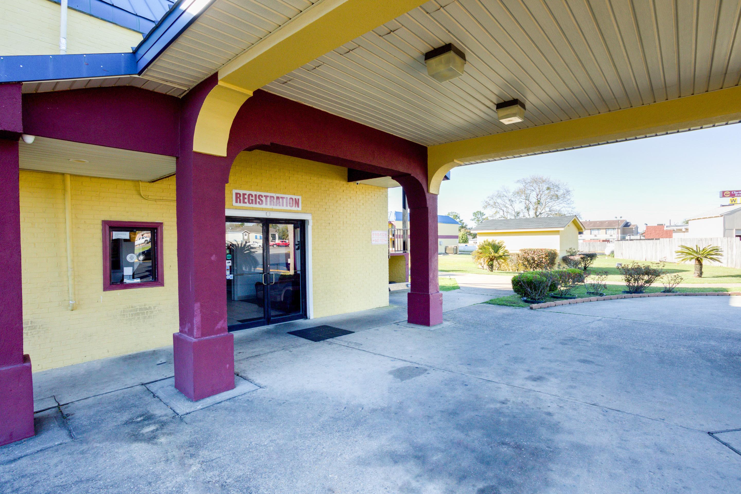 Oyo Hotel Pensacola I-10 & Hwy 29 Ferry Pass Exterior foto